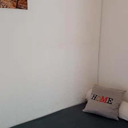 Apartamento T2 Avec Alcôve à Saint-cyprien, Pkg, Proche - Fr-1-793-8 *