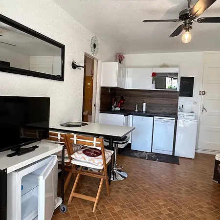 T2 Avec Alcôve à Saint-cyprien, Pkg, Proche - Fr-1-793-8 Apartamento *
