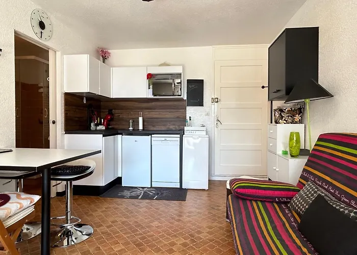 T2 Avec Alcove A Saint-cyprien, Pkg, Proche - Fr-1-793-8 شقة *